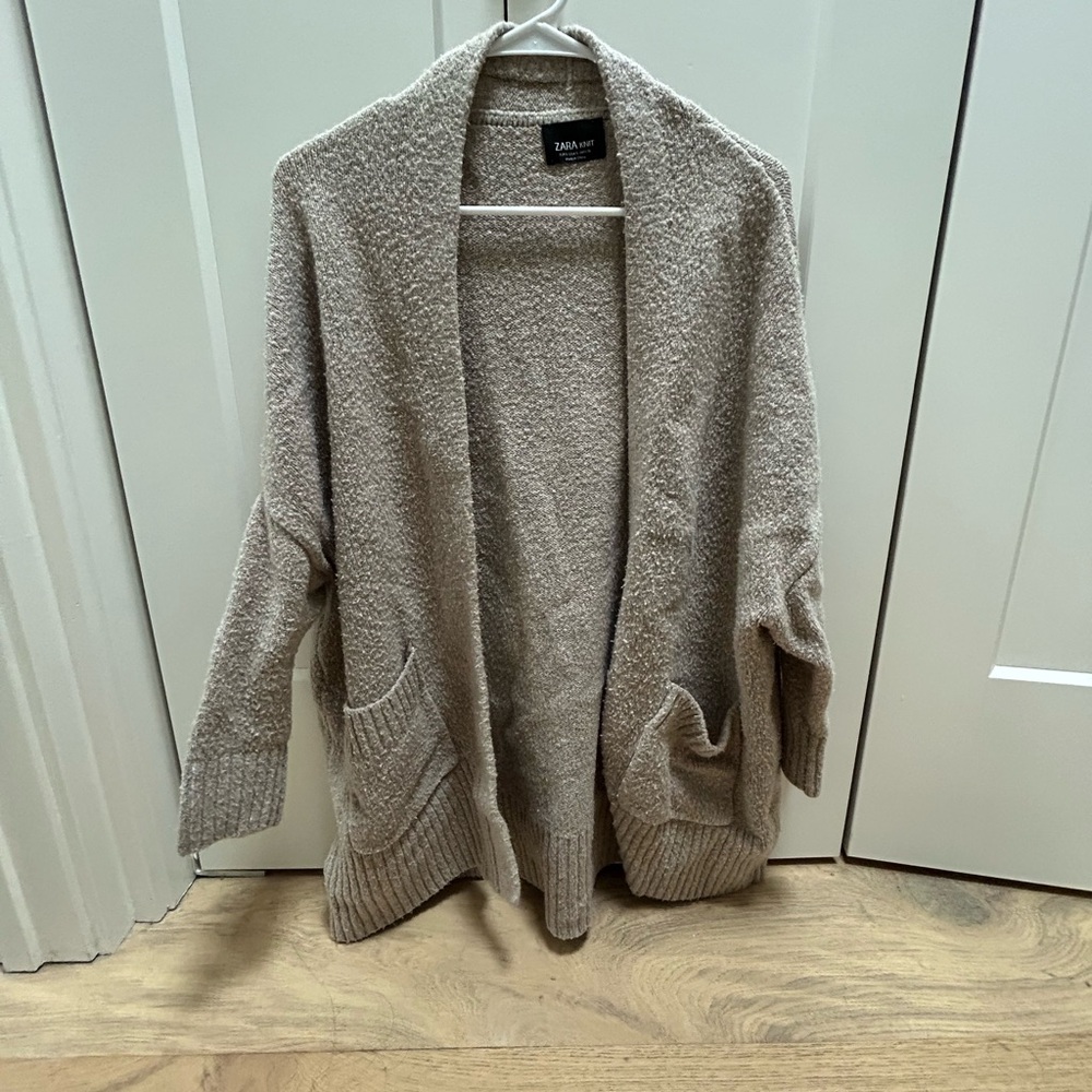 ZARA KNIT drop shoulder cardigan